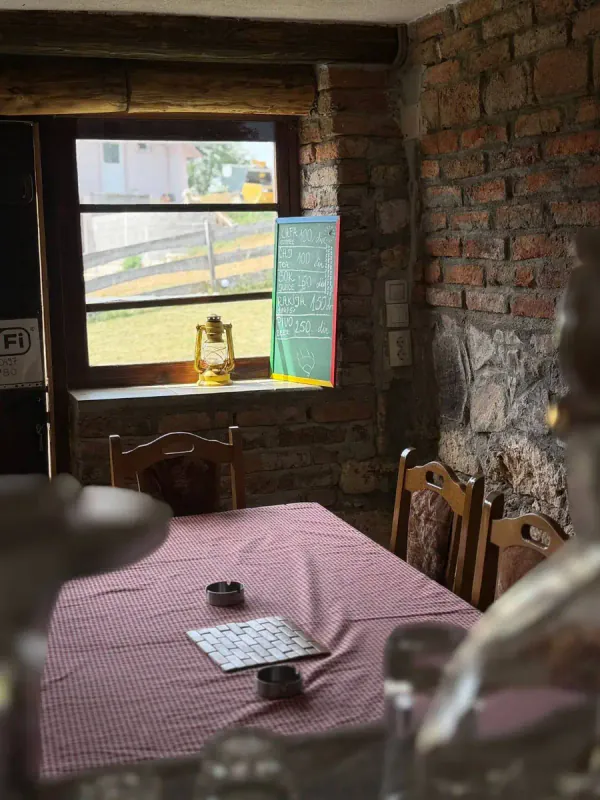 Tabla sa ponudom pića