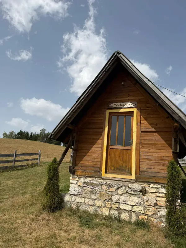 Vikendica Višnja